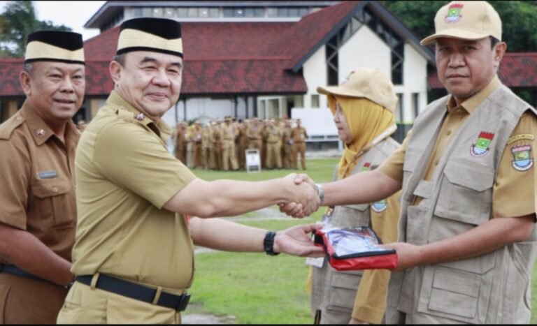 Sekda Kab. Tangerang Lepas 100 Petugas Pemeriksa Kesehatan Hewan Kurban