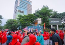 Benyamin Bersama Ribuan Masyarakat Tangsel Ramaikan CFD BSD