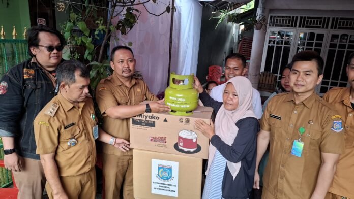 Pemkot Tangsel Kembali Salurkan Bantuan untuk Warga Terdampak Ledakan di Pamulang
