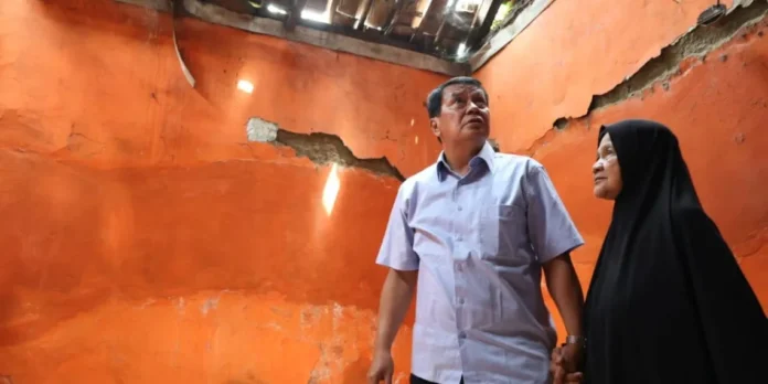 Warga Kabupaten Tangerang Dapat Bantuan Bedah Rumah dan Berangkat Umroh