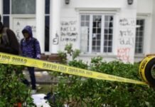 Poilisi Tetapkan 6 Orang Tersangka Kasus Penjarahan Rumah Uya Kuya