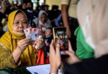 Siap-siap Antri! Pemerintah Gelontorkan Deretan Bansos yang Cair Oktober 2025 Siap-siap Antri! Pemerintah Gelontorkan Deretan Bansos yang Cair Oktober 2025