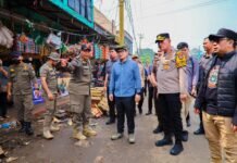Wakil Wali Kota Tangsel Pimpin Penataan Pasar Serpong demi Kenyamanan Warga