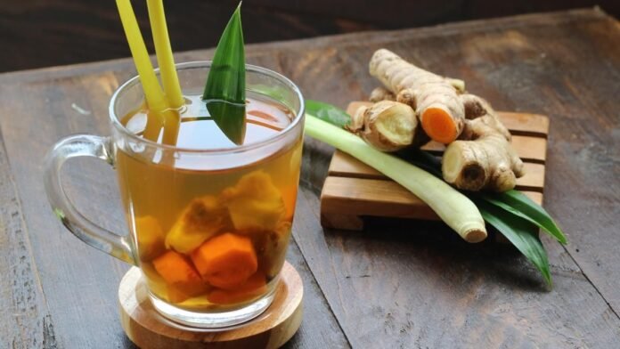 Sehat Tapi Bisa Bahaya, Ini Dampak Jika Terlalu Sering Minum Rebusan Jahe, Kunyit, dan Serai