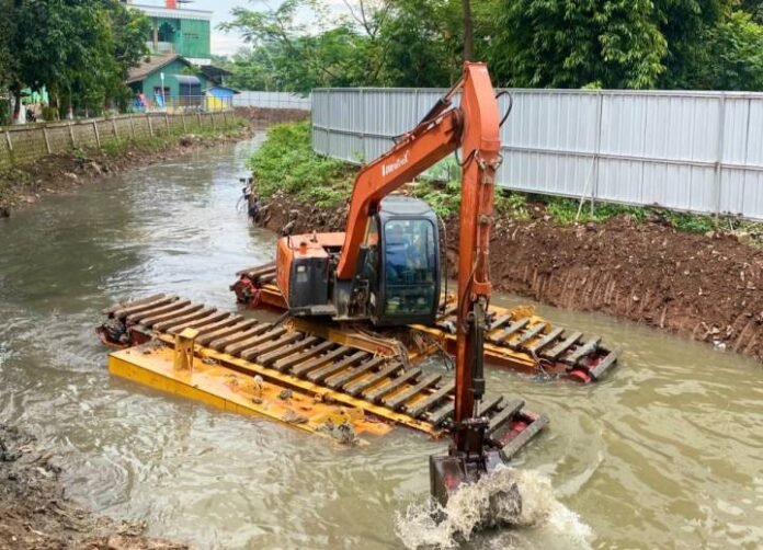 Pemkot Tangerang Masifkan Normalisasi Sungai dan Drainase untuk Kurangi Risiko Banjir