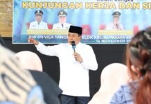 Bupati Tangerang Serap Aspirasi Warga Terkait Permasalahan Banjir di Villa Tangerang Elok Bupati Tangerang Serap Aspirasi Warga Terkait Permasalahan Banjir di Villa Tangerang Elok