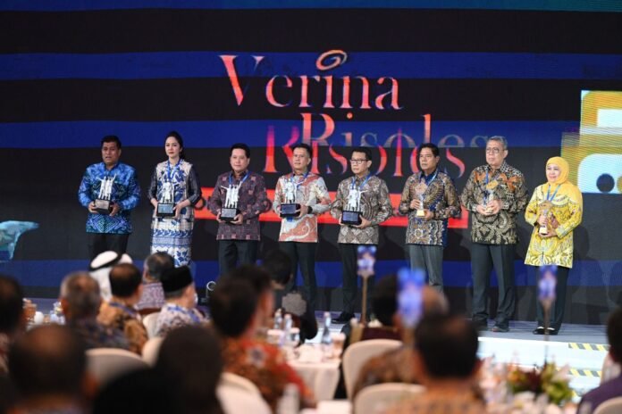 Membanggakan! Tangsel Sukses Raih Penghargaan Kota Terbaik Digitalisasi Daerah 2025