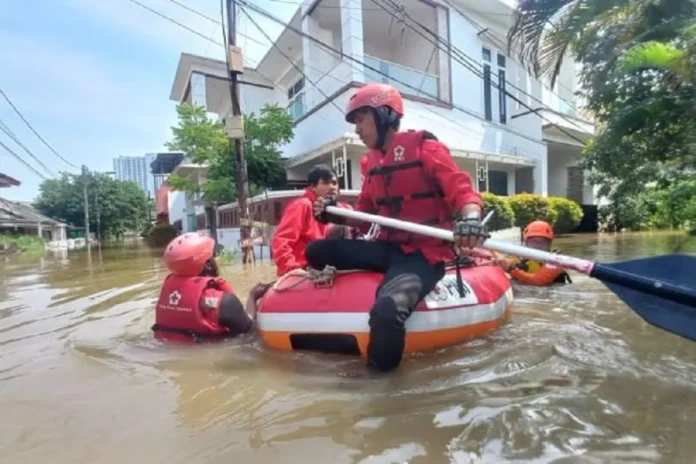 Hadapi Musim Hujan Ekstrem, PMI dan Pemkot Tangerang Siaga 24 Jam di Wilayah Rawan Banjir