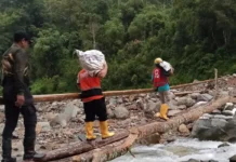 Relawan Tangerang Hadapi Medan Ekstrem Demi Pastikan Bantuan Tiba di Sumatera Barat Relawan Tangerang Hadapi Medan Ekstrem Demi Pastikan Bantuan Tiba di Sumatera Barat