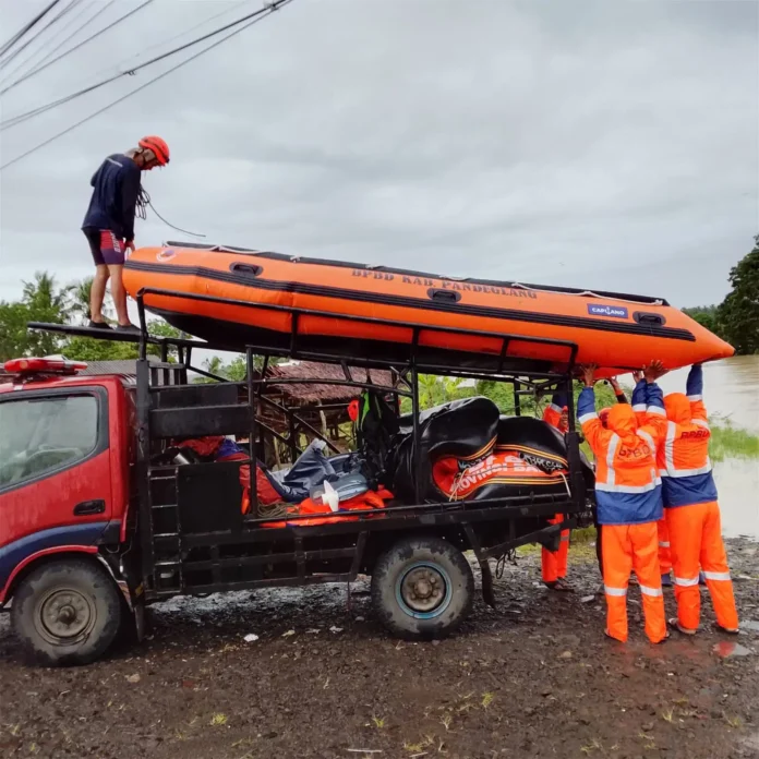 Hujan Deras Picu Banjir Besar di Pandeglang, 1.266 Jiwa Terdampak
