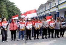 1.000 Anak Muda Banten Bawa Merah Putih 81 Meter Keliling Tangerang
